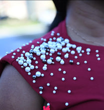 Load image into Gallery viewer, Shoulder Pad Top with Pearls